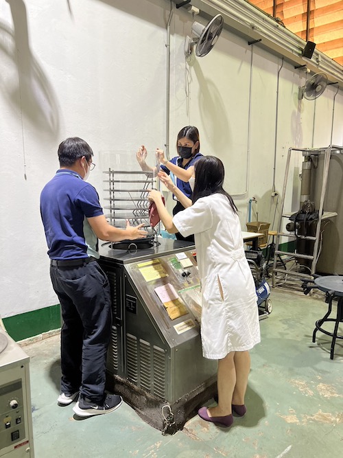 งานซ่อมเครื่อง Freeze dryer (Freeze Dryer Maintenance) บริษัท แสง
